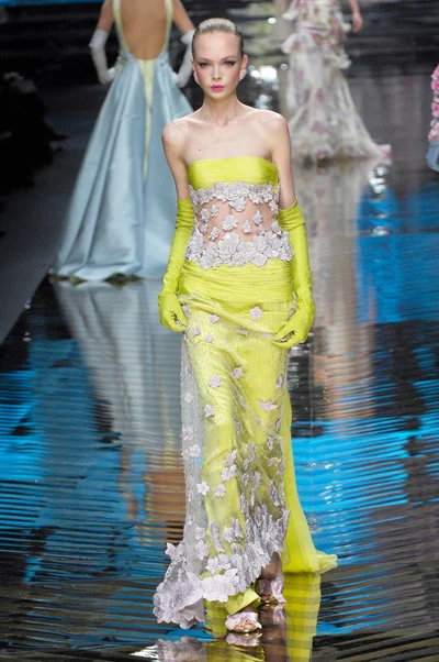Look 53